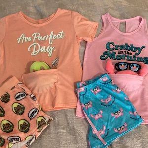 Justice PJ set with stuff animals size 10